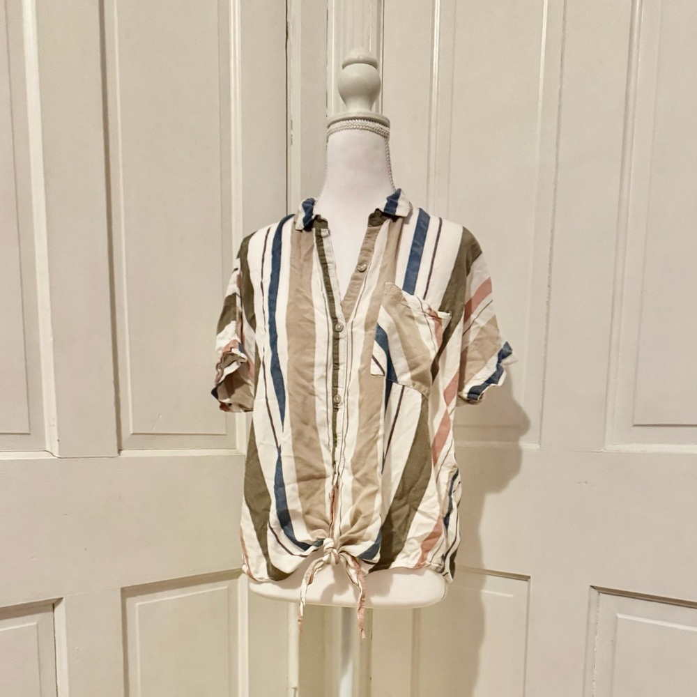 O'Neill Ivory and Blue Garment